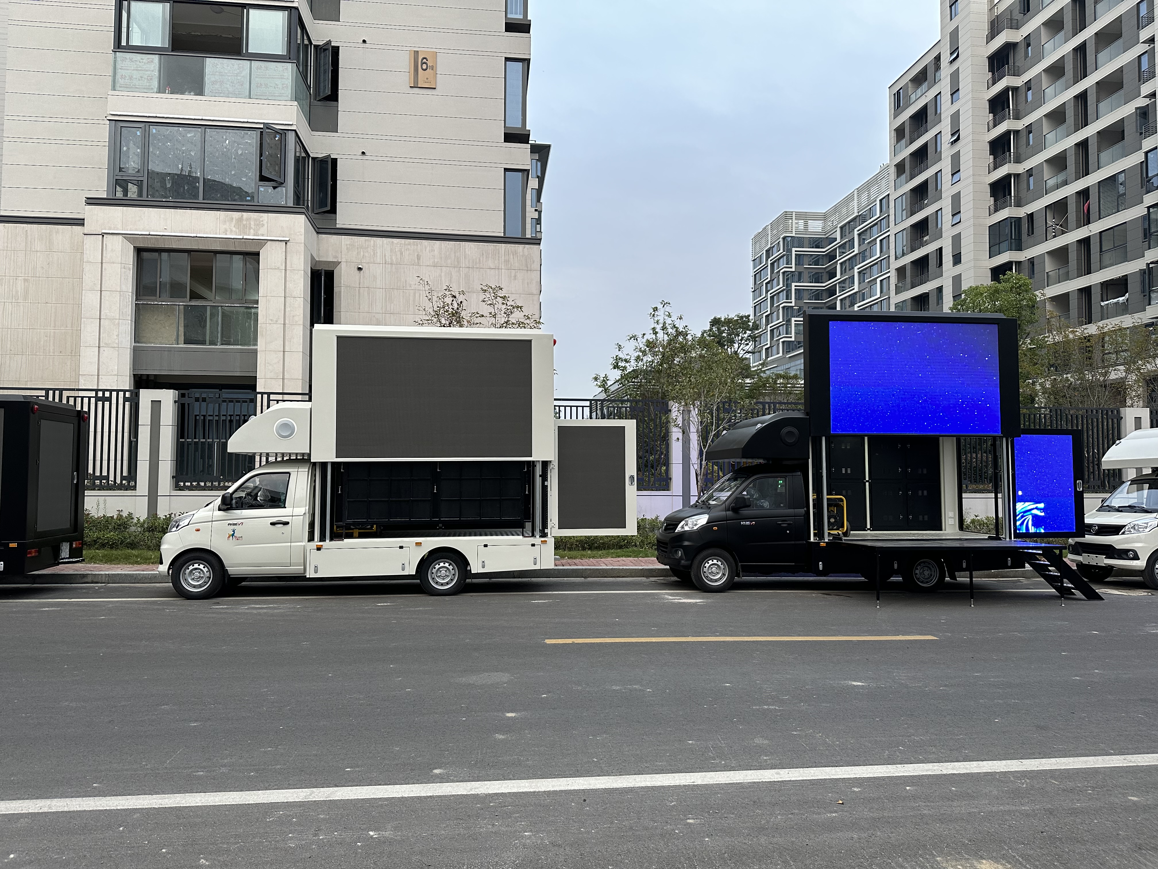 led video truck