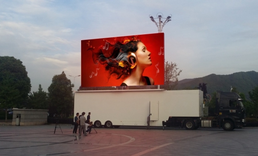 camion publicitaire-2