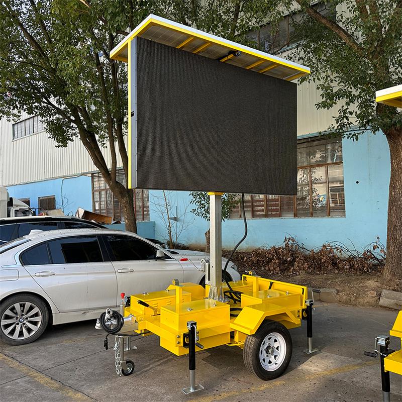 P16 Single yellow highlighted VMS trailer-8