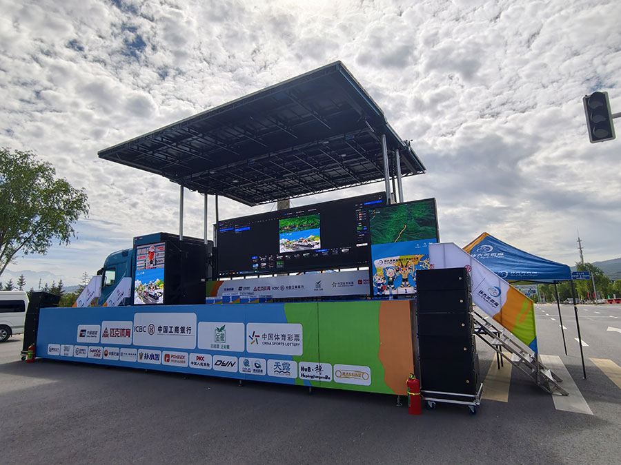 Truck Provides Full-Scale Support 5